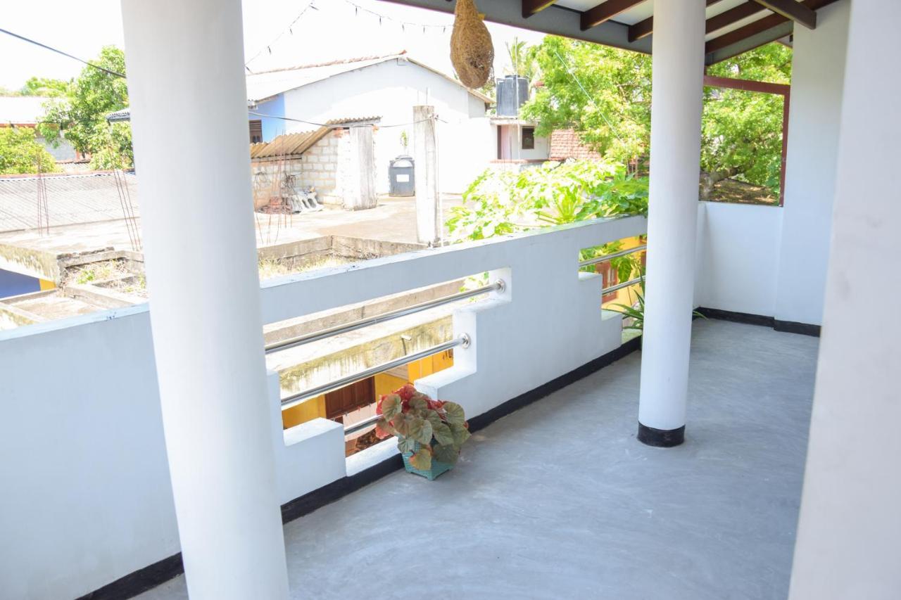 Tharaka Homestay Weligama Exteriör bild