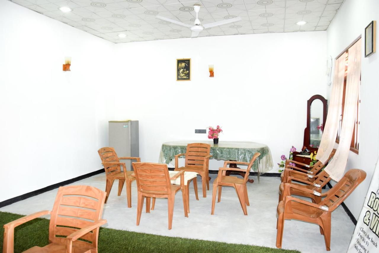 Tharaka Homestay Weligama Exteriör bild