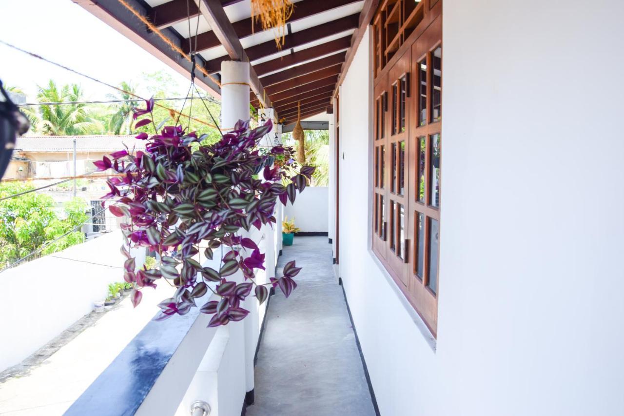 Tharaka Homestay Weligama Exteriör bild