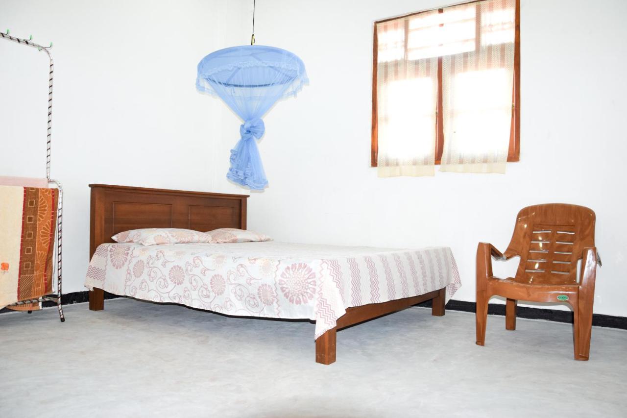 Tharaka Homestay Weligama Exteriör bild