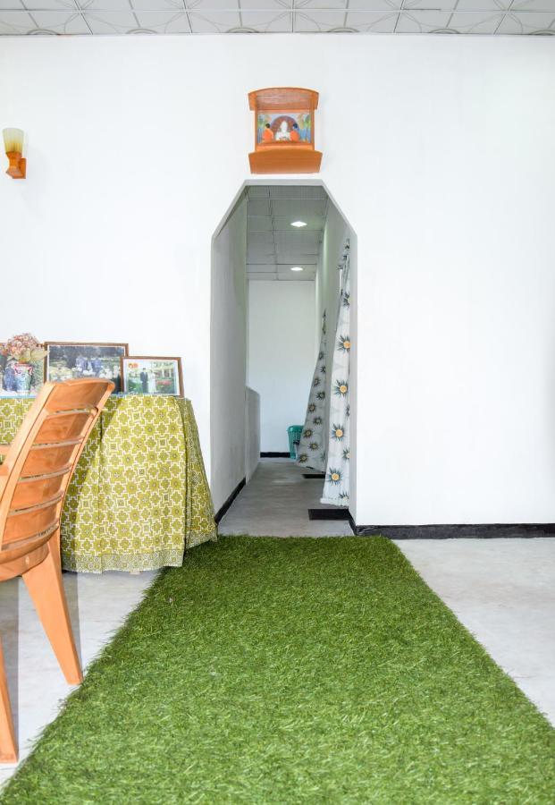Tharaka Homestay Weligama Exteriör bild